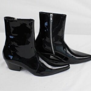 Luxxe Shiny Leather Booties in Black - EU 40